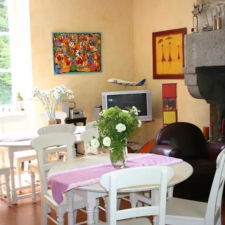 Oda ve Kahvaltı La Malouiniere Du Mont Fleury 4*